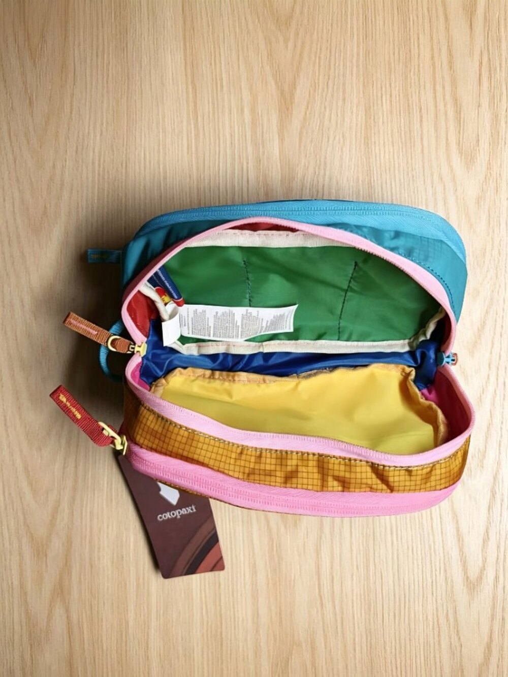 Cotopaxi Travel Toiletry Bag Multicolor Cosmetic Pouch Zippered Organizer - Picture 3 of 3
